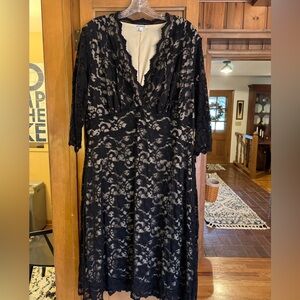 Kiyonna NWOT Black Lace Dress Size 2xl